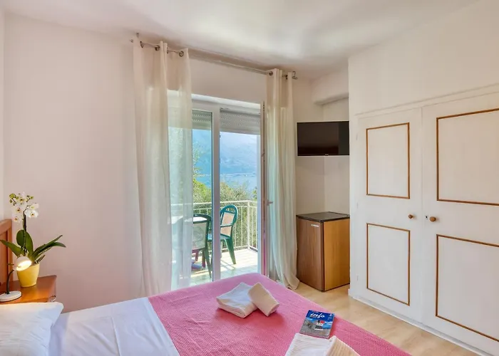 Casa Piantoni ليمونِ سول غاردا