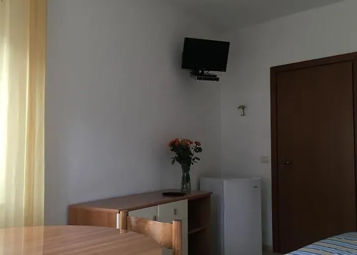 Casa Piantoni * ليمونِ سول غاردا