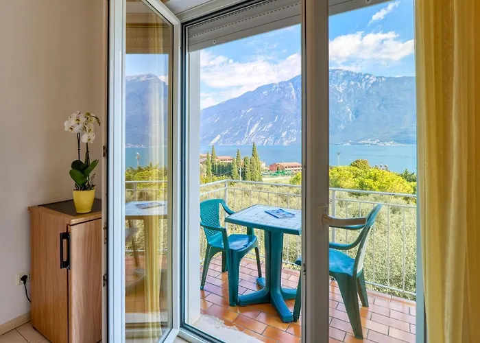 Casa Piantoni * ليمونِ سول غاردا