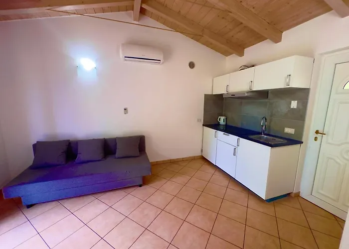 Casa Piantoni ليمونِ سول غاردا