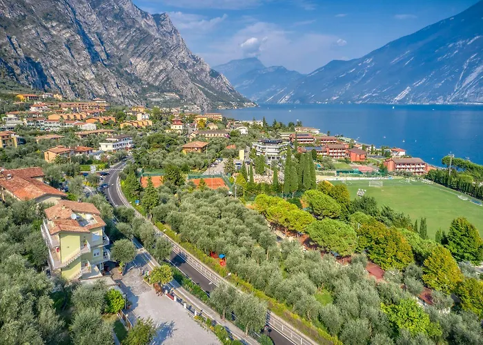 Casa Piantoni * ليمونِ سول غاردا