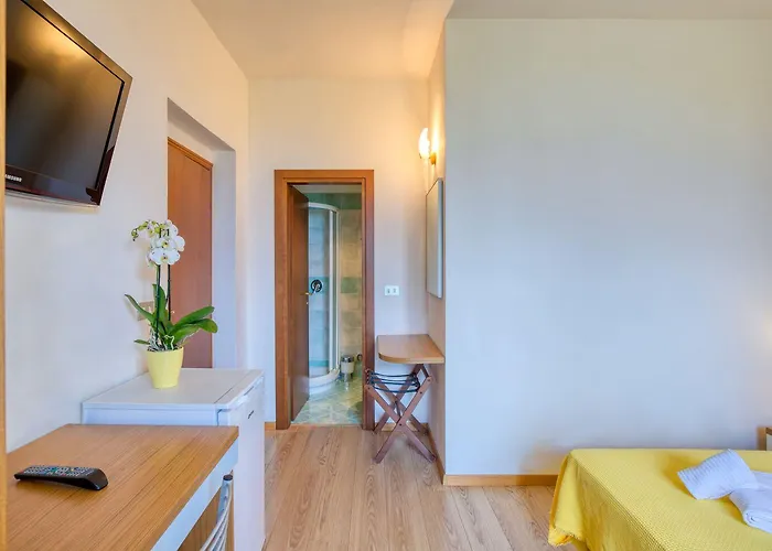 Casa Piantoni * ليمونِ سول غاردا