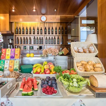 Casa Piantoni Hotel Limone sul Garda